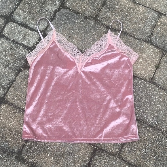 NWT LACE TRIMMED PINK VELVET CAMISOLE TOP, SIZE MEDIUM - Picture 1 of 5
